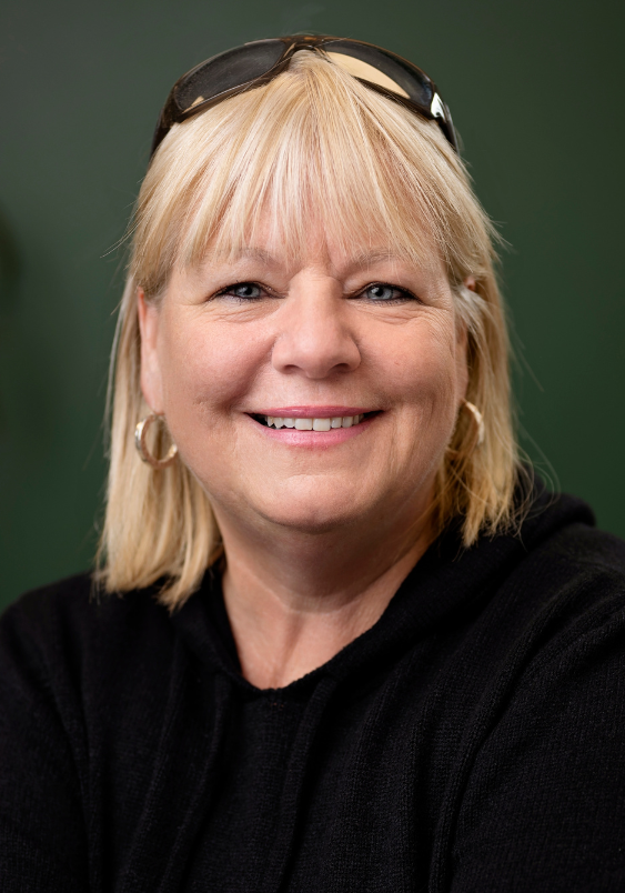 Nancy D'Amours, financial planner